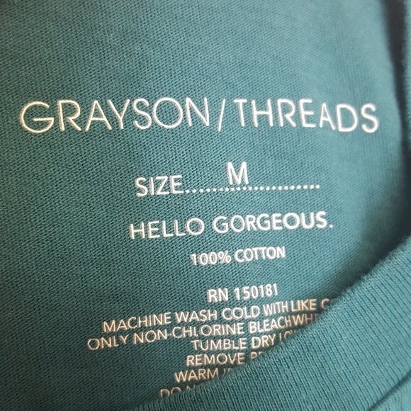 Grayson Threads Teal 90 Leopard Cropped T Shirt Medium - Picture 3 of 3